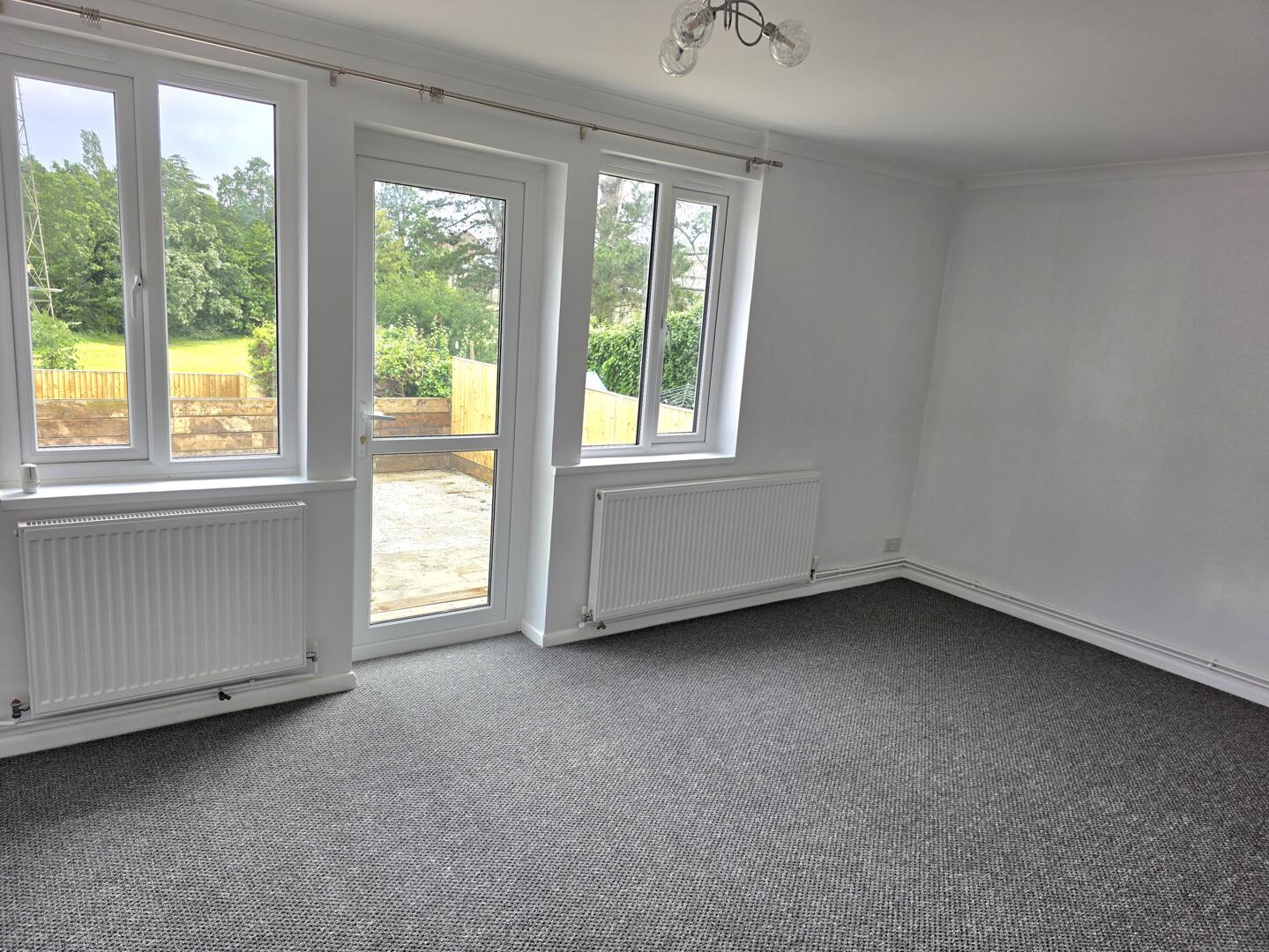 3 bed property in Rooke Street, Newport
